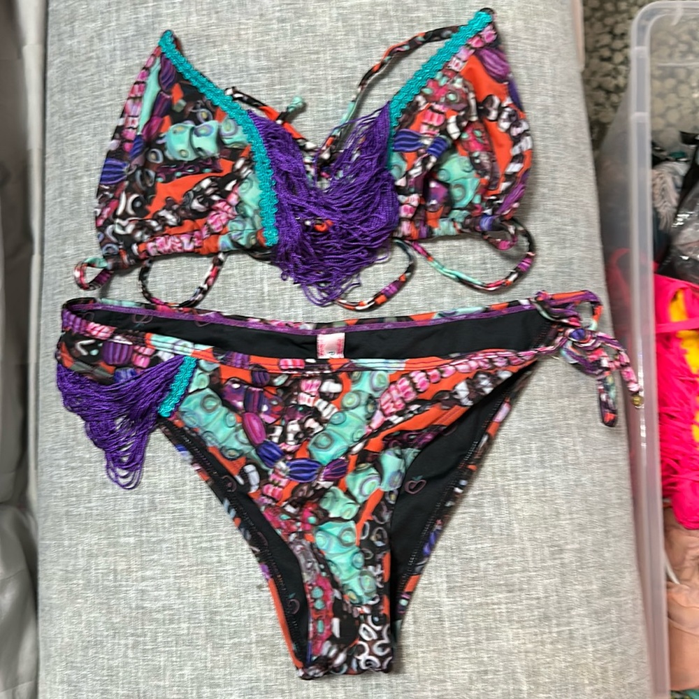 Women’s BIKINI
